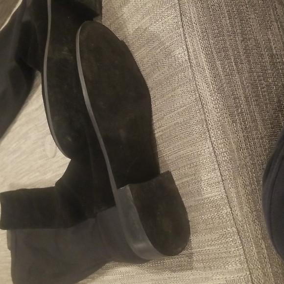 Boots - Picture 2 of 4